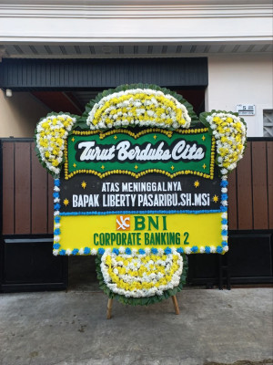 Papan Bunga Duka di Upau